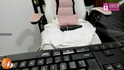 i am tatiana  online show from 10.17.25