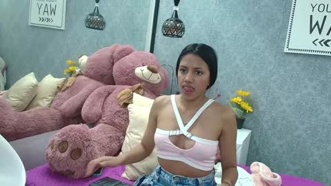 Snapshot of tatiana_w_ chatting on 12.07.24 Tati online show from 12.07.24