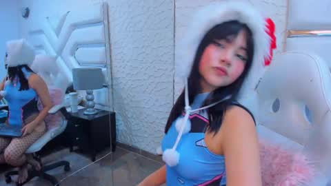 Snapshot of tatilee chatting on 09.30.25 tatilee online show from 09.30.25