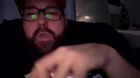 Snapshot of tattedcouple_777 chatting on 12.28.24 MrMrs online show from 12.28.24