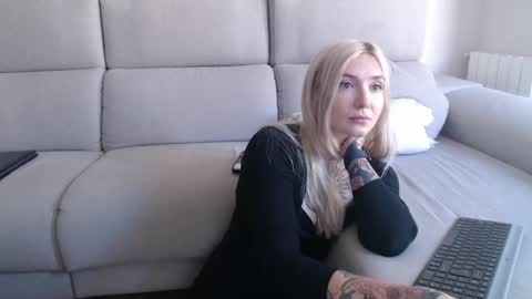 tattoobbgirl online show from 09.22.25