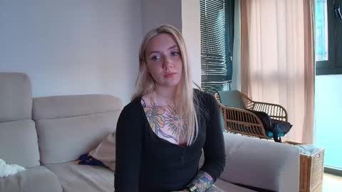 Snapshot of tattoobbgirl chatting on 02.27.26 tattoobbgirl online show from 02.27.26
