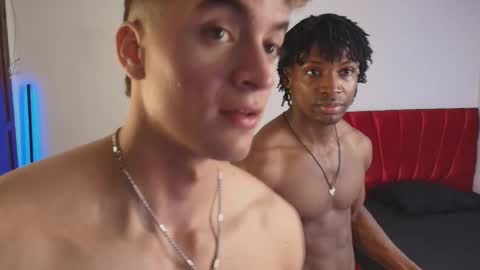 Snapshot of tau_montes chatting on 11.02.25 tau_montes online show from 11.02.25