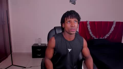 Snapshot of tau_montes chatting on 11.26.25 tau_montes online show from 11.26.25