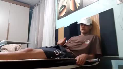 Snapshot of taulerfox chatting on 10.02.25 Caito online show from 10.02.25