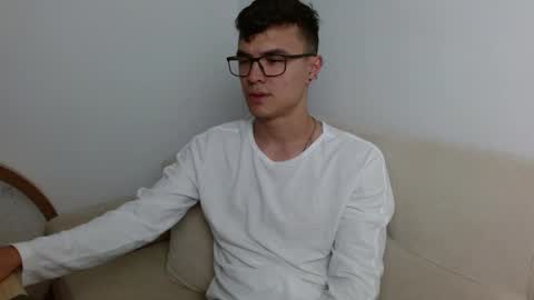 Snapshot of taurus4k chatting on 12.14.24 taurus4k online show from 12.14.24