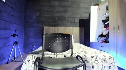  T A U R U S  online show from 02.03.25