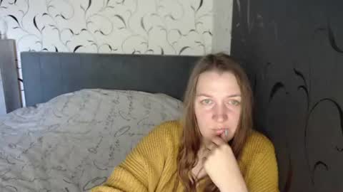 Snapshot of taxxxu chatting on 07.17.26 Diana online show from 07.17.26