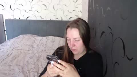 Snapshot of taxxxu chatting on 07.21.26 Diana online show from 07.21.26