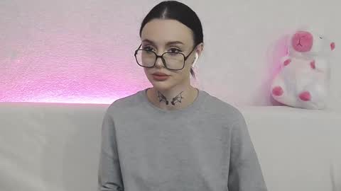 Taya online show from 10.22.25