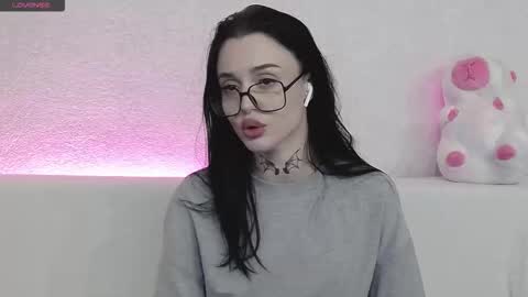 Taya online show from 10.23.25