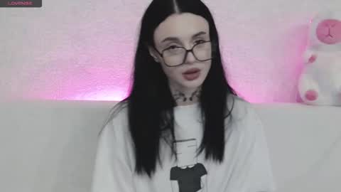 Taya online show from 11.20.25