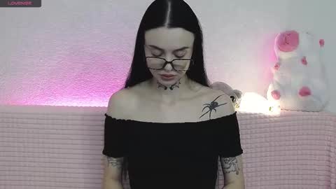 Taya online show from 12.04.25