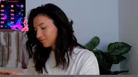 Snapshot of tayakayan chatting on 12.18.24 TayaKayan online show from 12.18.24