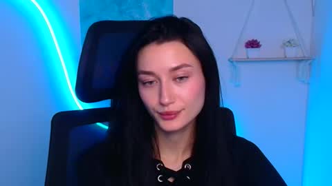 Taya online show from 11.17.25