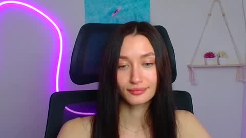 Taya online show from 04.10.26