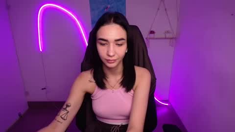 Tayla online show from 11.06.25