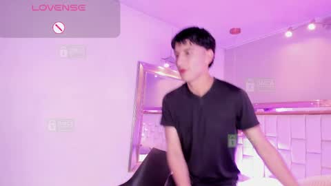 taylor_brooks_ online show from 04.01.26