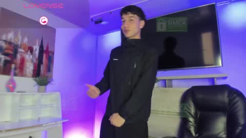 taylor_brooks_ online show from 04.16.26