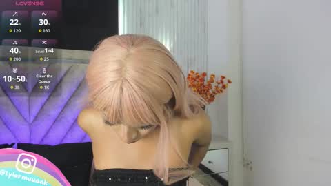 Taylor Harveey online show from 11.12.25