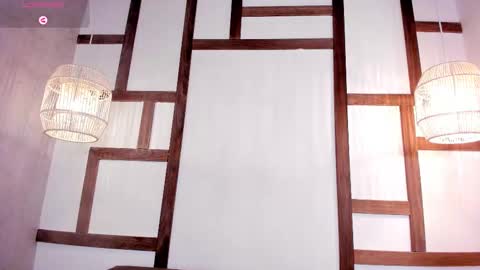 Snapshot of taylor_jonnees chatting on 12.04.25 Taylor Help me to get 100 thumbs up online show from 12.04.25