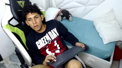 TAYLOR online show from 04.17.26