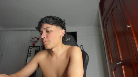 Snapshot of taylorsorf chatting on 01.15.25 taylorsorf online show from 01.15.25