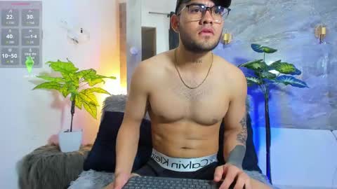 Snapshot of taylorwithtayler chatting on 01.09.26 TAYLOR AND TAYLER online show from 01.09.26