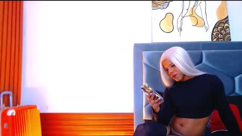 Tayra...  online show from 09.14.25