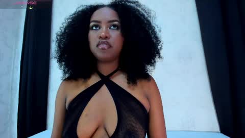 Snapshot of tayra_castle chatting on 05.12.26 Tayra online show from 05.12.26