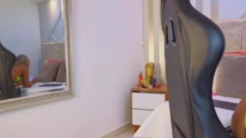 Snapshot of tayra_pradit chatting on 02.26.26 tayra online show from 02.26.26