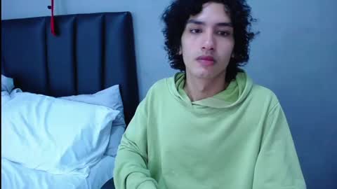 Tayron online show from 09.23.25