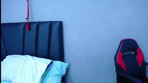 Tayron online show from 10.02.25