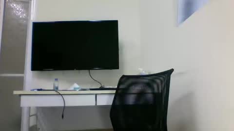 Snapshot of tcute0 chatting on 10.26.25 tcute0 online show from 10.26.25