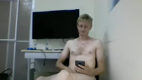 Snapshot of tcute0 chatting on 10.31.25 tcute0 online show from 10.31.25