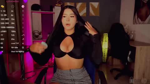 Loren Soler    Sophie Soler 19 years online show from 02.23.25