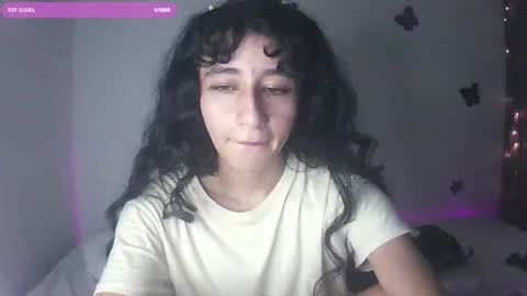 Snapshot of teaonix chatting on 04.16.26 teaonix online show from 04.16.26