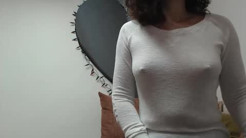 ALICIA--- online show from 12.18.25