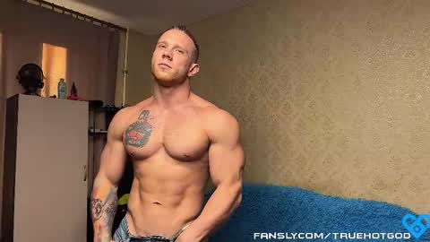 Snapshot of technohotgod chatting on 10.08.25 Andy Psy online show from 10.08.25