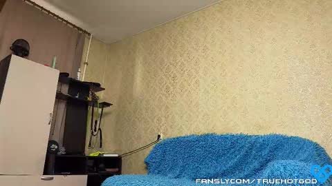 Snapshot of technohotgod chatting on 10.18.25 Andy Psy online show from 10.18.25