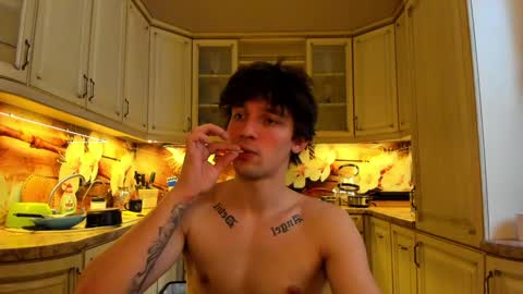 Teddy online show from 01.15.25