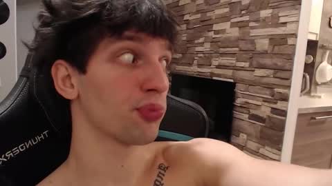 Teddy online show from 11.18.25