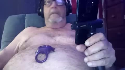 Snapshot of tedestep2 chatting on 04.30.26 tedestep2 online show from 04.30.26