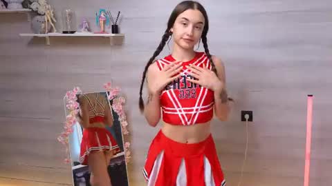 Alice and Cassie online show from 07.17.26