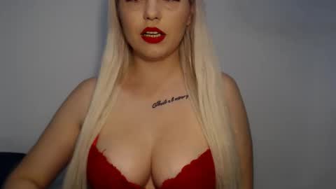 Teeyara  online show from 11.09.25