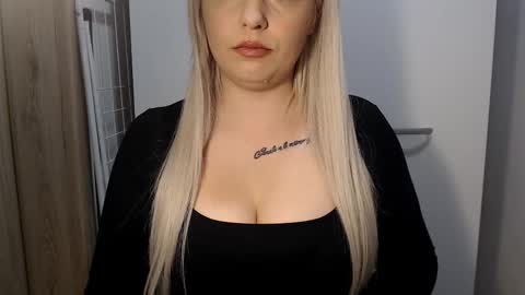 Teeyara  online show from 02.02.26