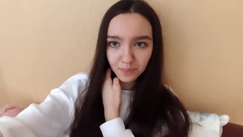 Snapshot of teganmeiser chatting on 11.22.25 Kimi online show from 11.22.25