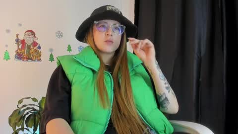 Snapshot of tekila__ chatting on 12.14.24 tekila__ online show from 12.14.24