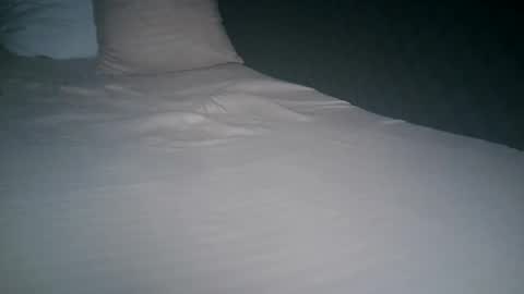 Viv West online show from 10.08.25