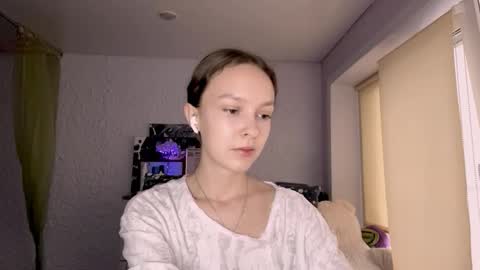 Snapshot of temekavicknair chatting on 10.26.25 Tammy online show from 10.26.25